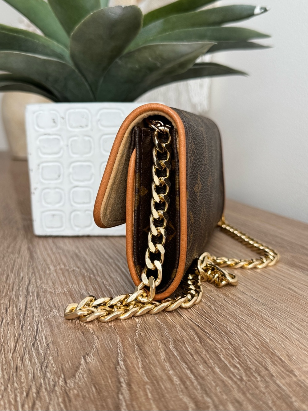 ✅AUTH✅LOUIS VUITTON TWIN PM SHOULDER BAG - Picture 6 of 17